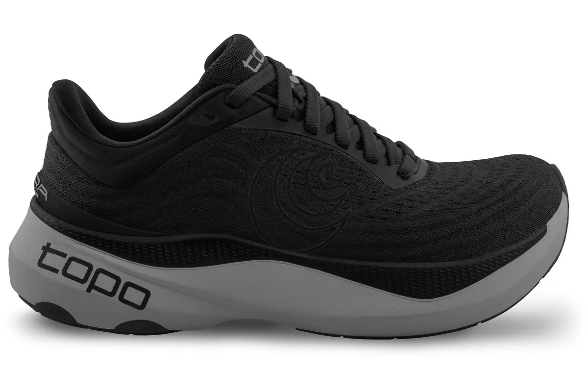 Topo Athletic Aura